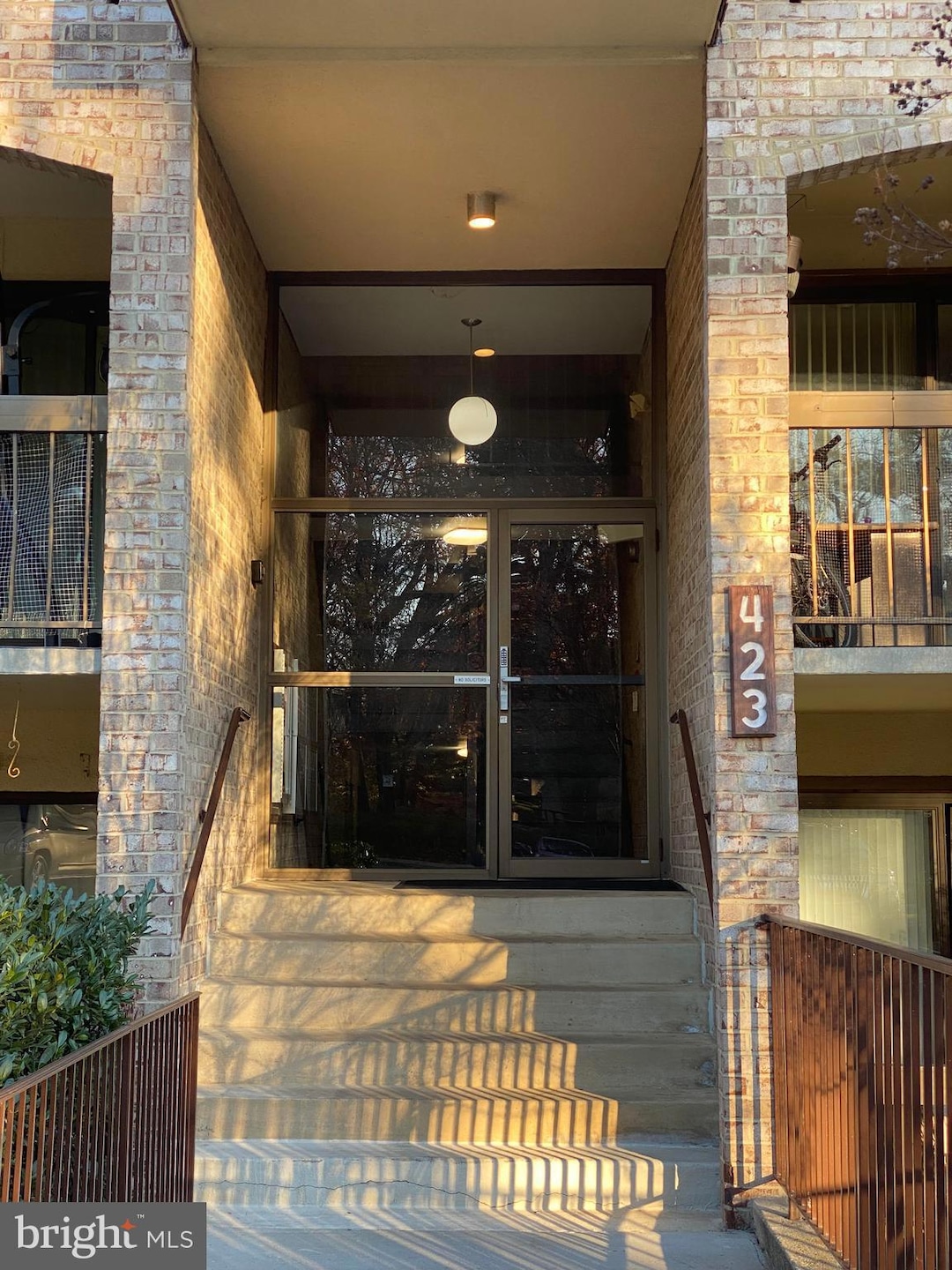 423 Christopher Ave unit 23, Gaithersburg, MD 20879 - photo 1