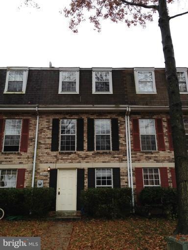 13558 Deerwater Dr, Germantown, MD 20874 - photo 1