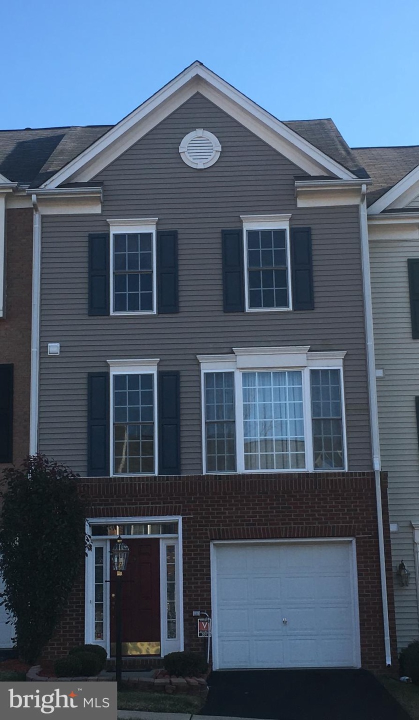 307 Galway Ln, Stafford, VA 22554 - photo 1