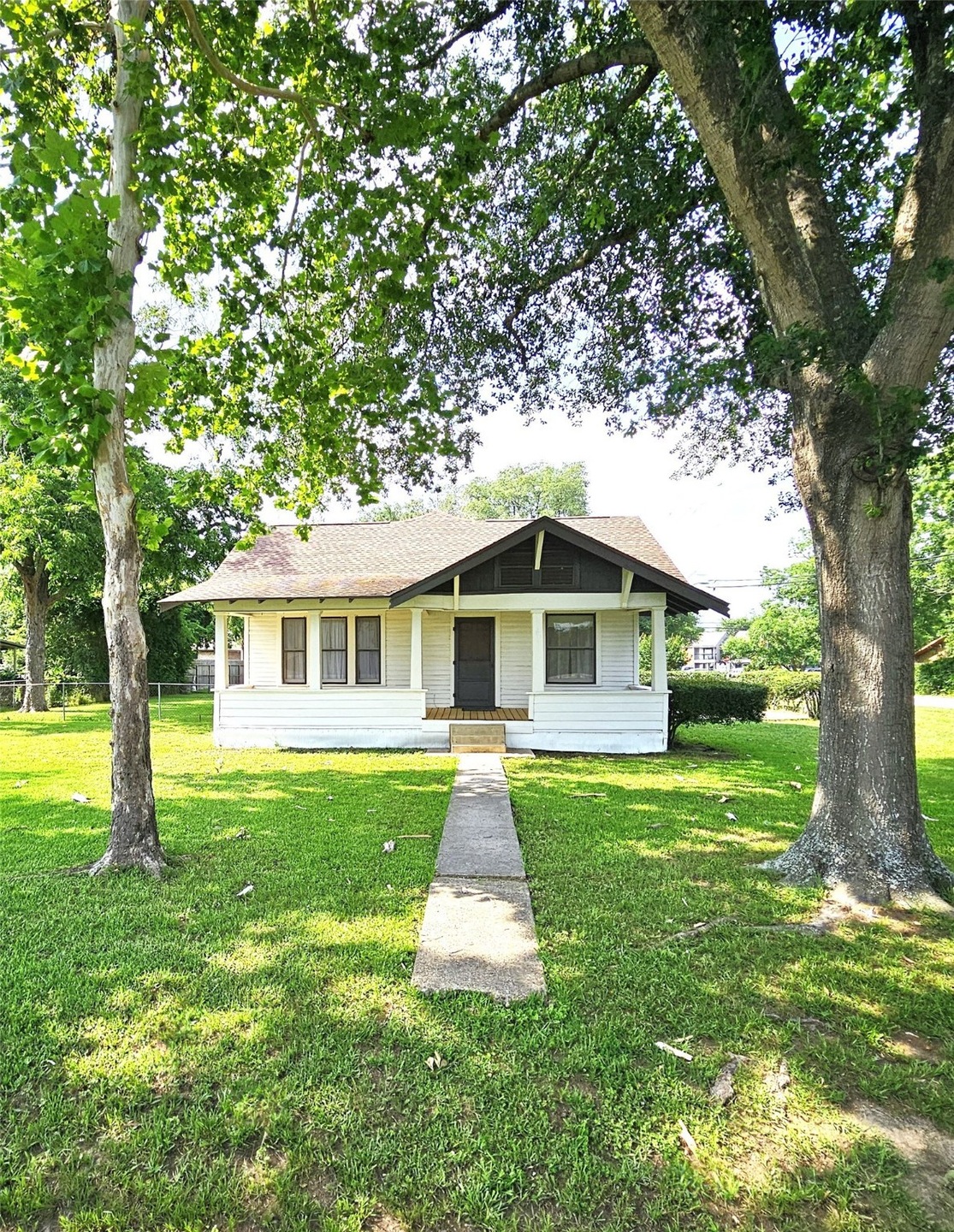 315 High St, Tomball, TX 77375 - photo 1