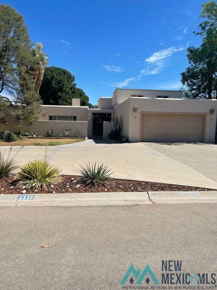 1312 Doepp Dr, Carlsbad, NM 88220 - photo 1
