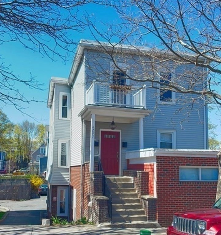 4295 Washington St unit 2, Roslindale, MA 02131 - photo 1