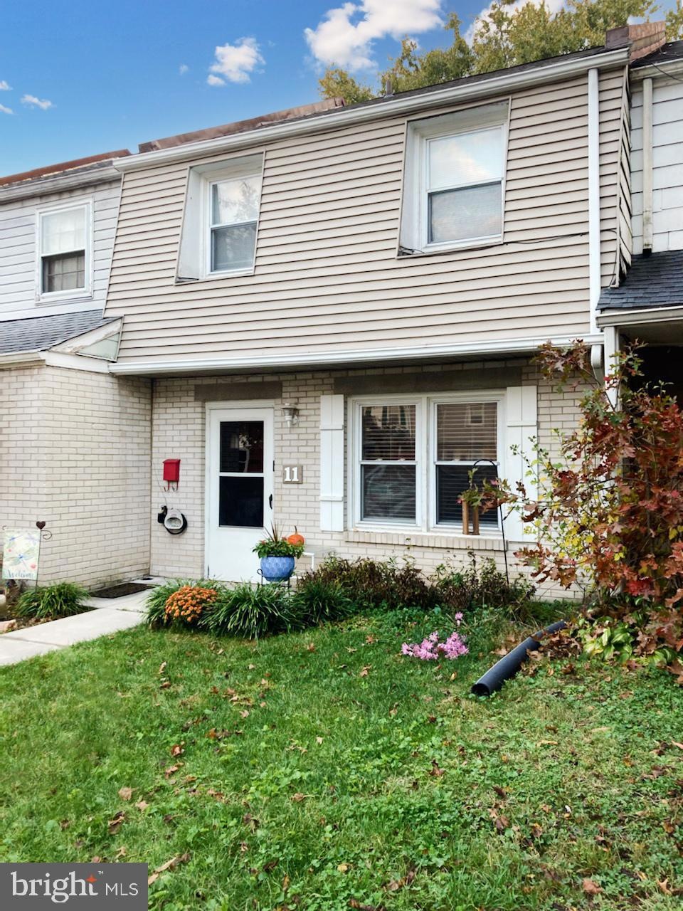 11 Nathan Hale Ct, Newark, DE 19711 - photo 1