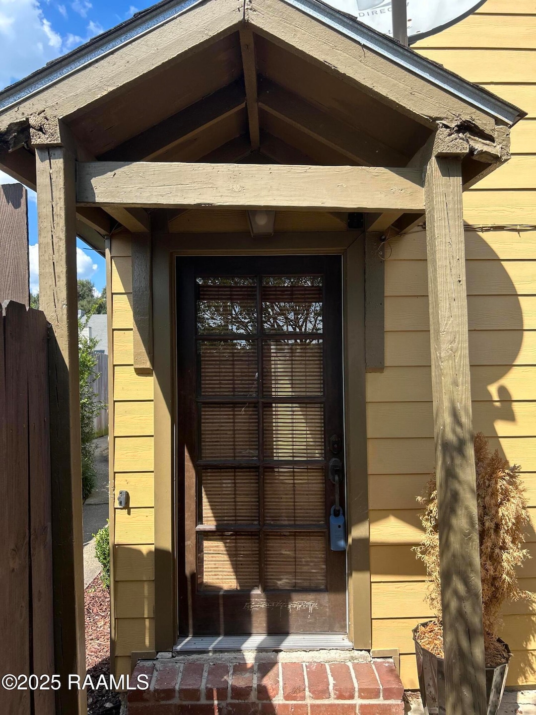 For Rent $1,300/month