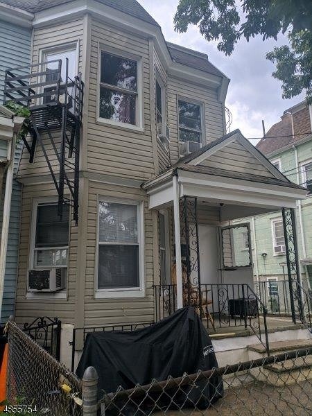 821 Ridge St, Newark, NJ 07104 - photo 1