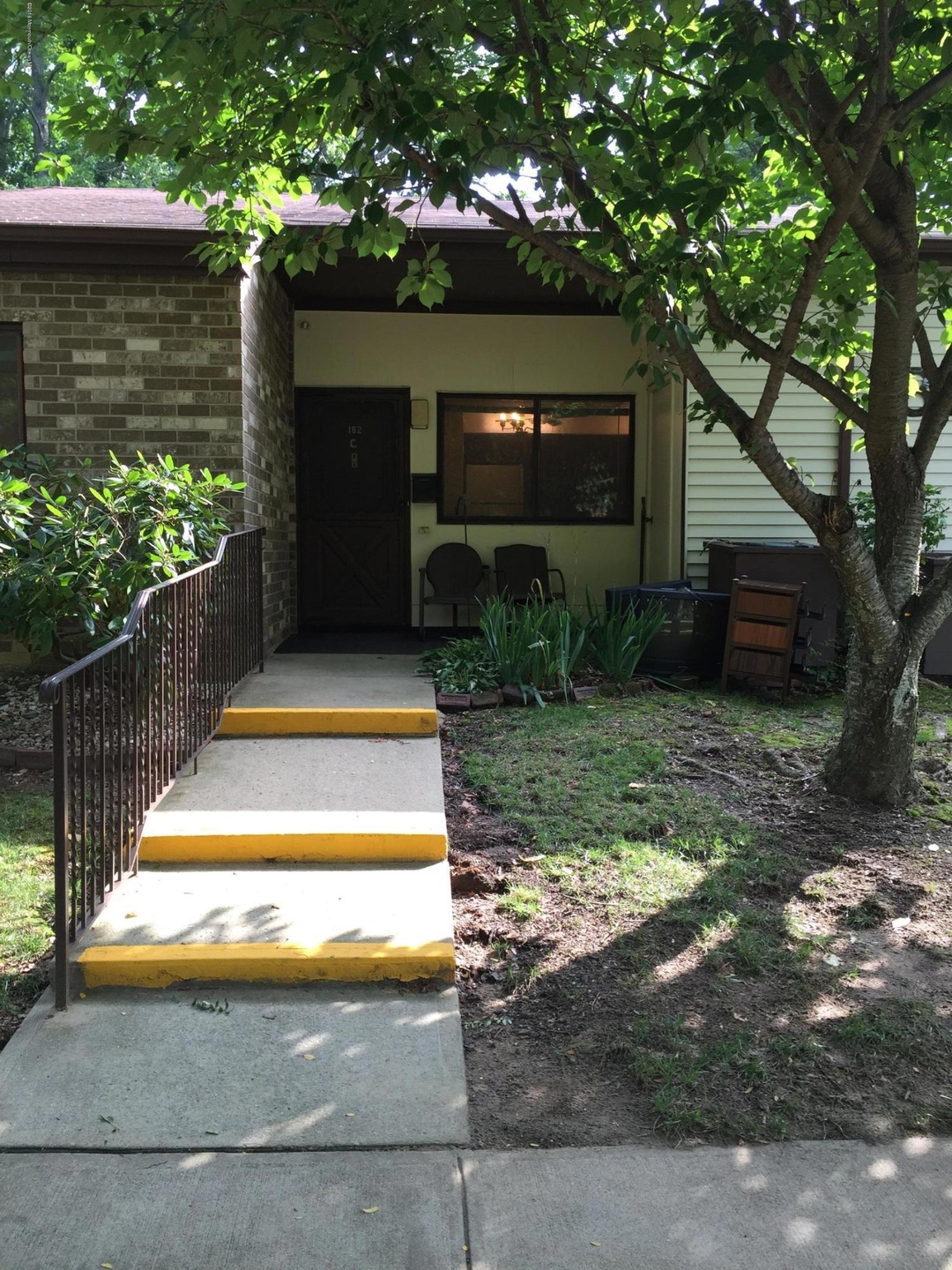 182 Arrowood