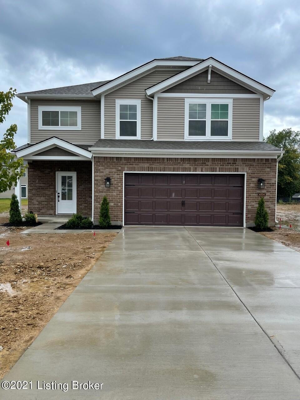 6534 Oak Village Dr, Louisville, KY 40228 - photo 1