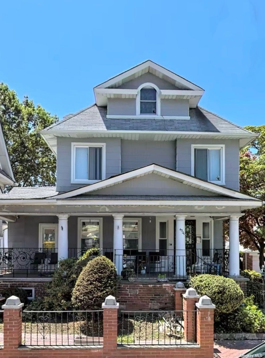 4328 169th St, Flushing, NY 11358 - photo 1