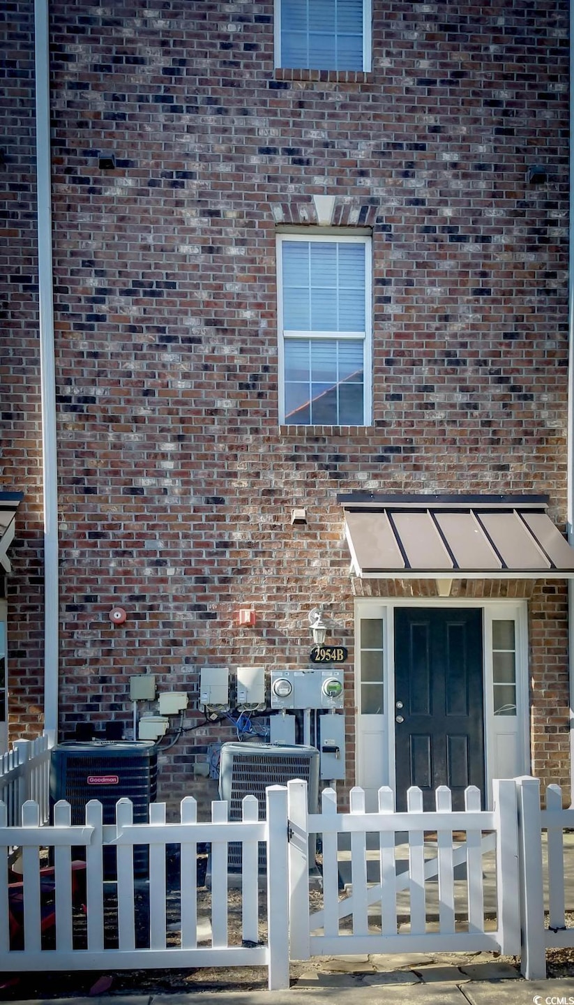 For Rent $1,800/month