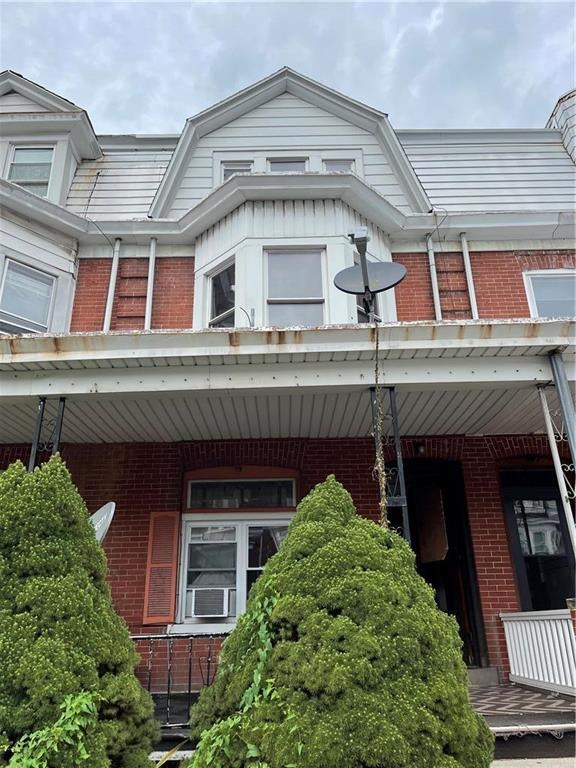 1115 W Tilghman St unit 2nd Floor, Allentown, PA 18102 - photo 1