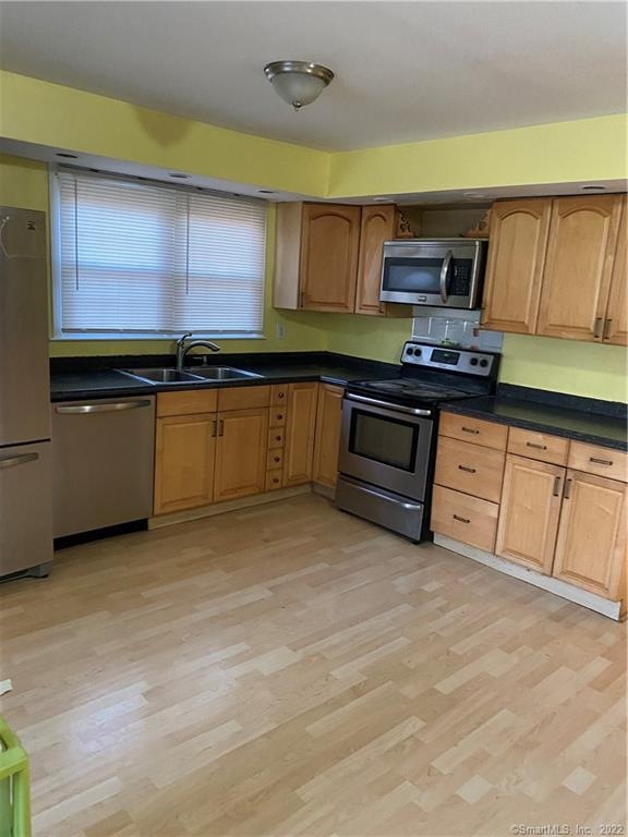 42 Rockdale Rd, West Haven, CT 06516 - photo 1