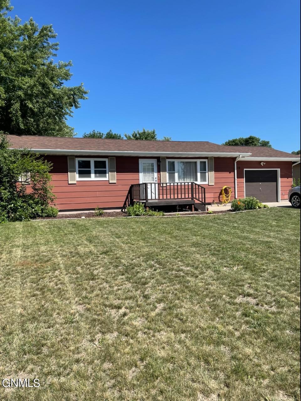 1710 4th Ave NE, Jamestown, ND 58401 - photo 1