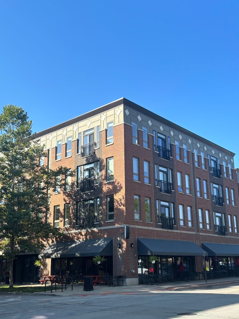 For Rent $4,851/month