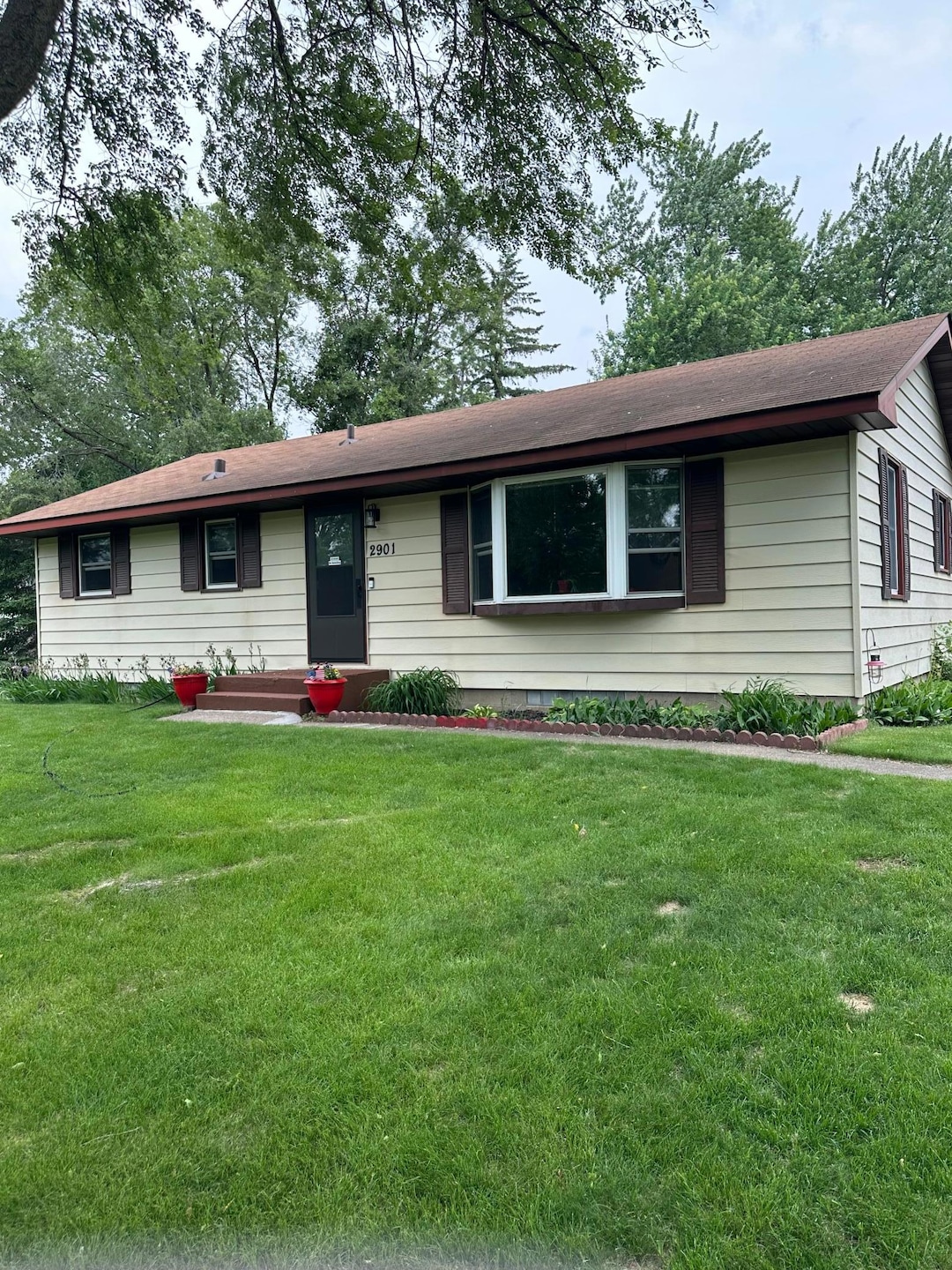 Coming Soon $335,000 • Co-Listing Agent