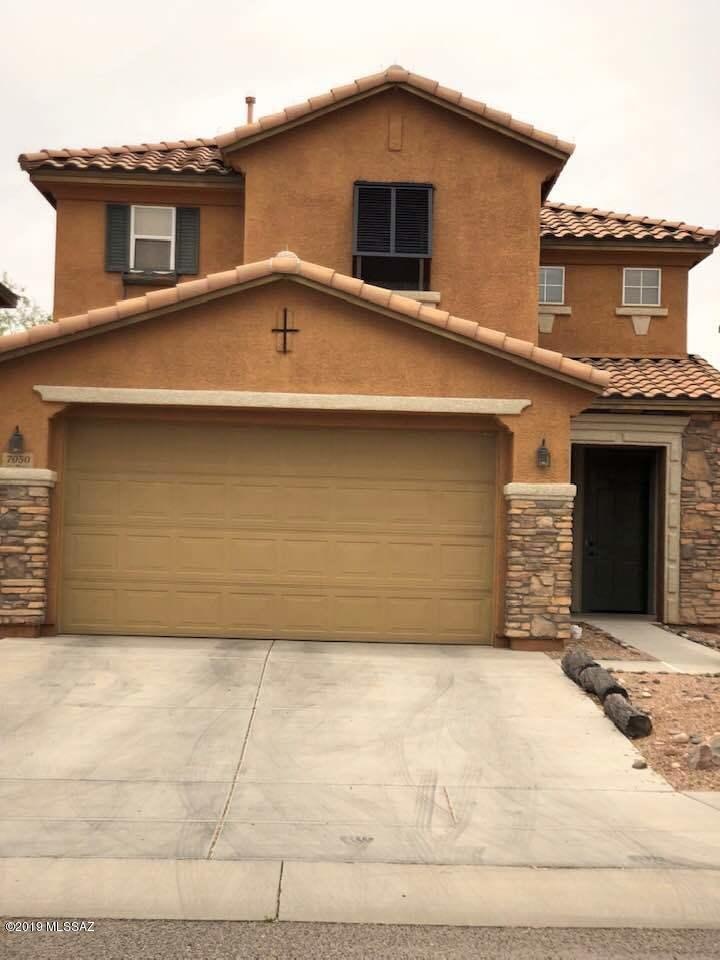 7050 S Parsnip Ln, Tucson, AZ 85756 - photo 1