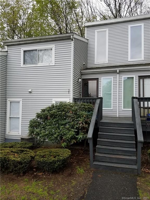 35 Glenview Dr unit 35, Cromwell, CT 06416 - photo 1