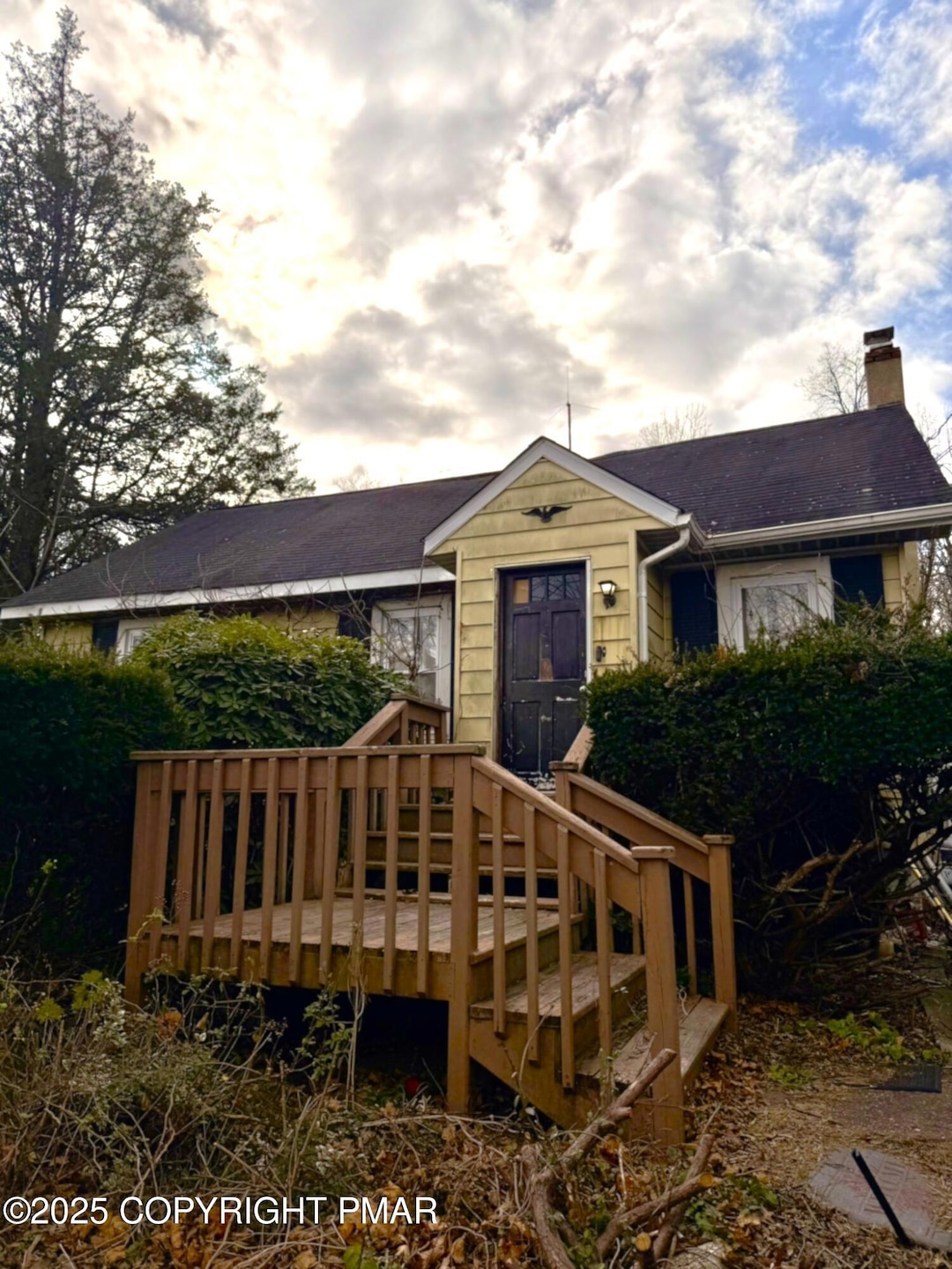 524 Independence Rd, East Stroudsburg, PA 18301 - photo 1