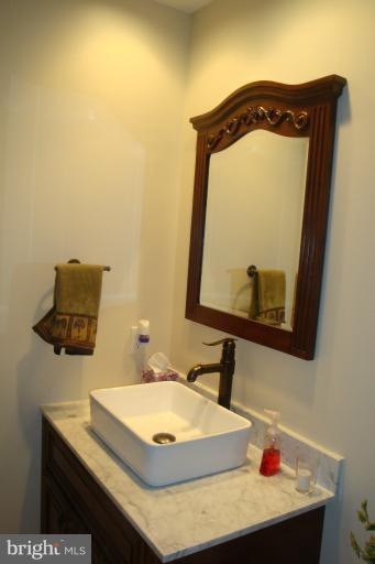 7307 Shady Glen Dr, Columbia, MD 21046 - photo 1