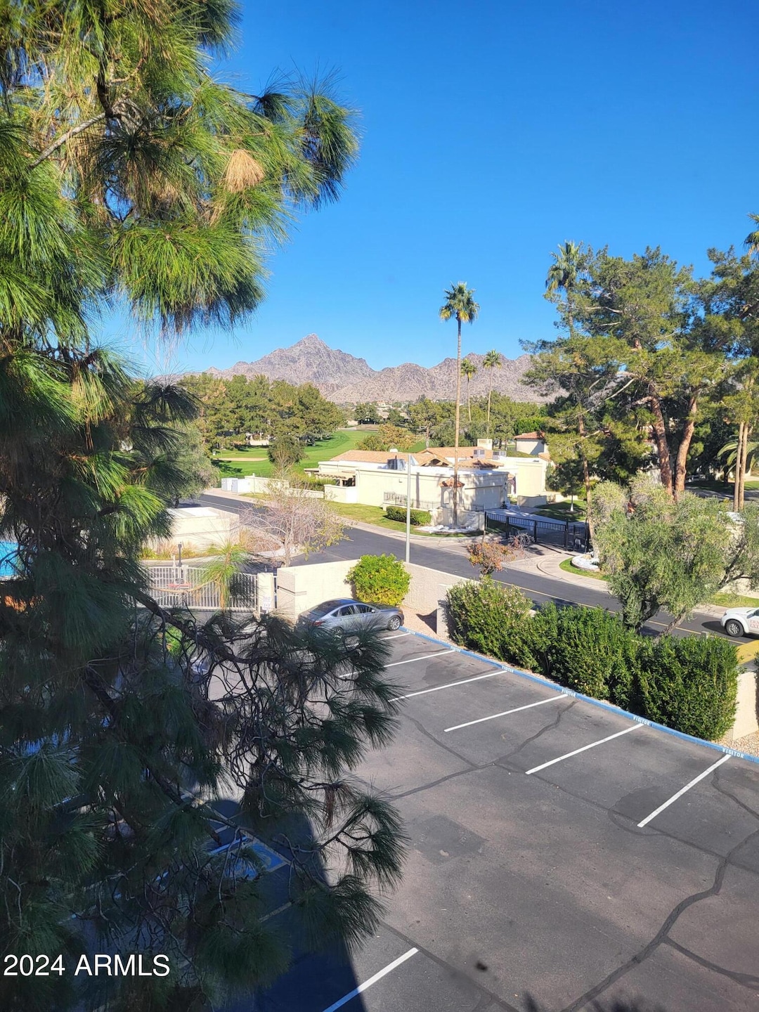 5132 N 31st Way unit 147, Phoenix, AZ 85016 - photo 1