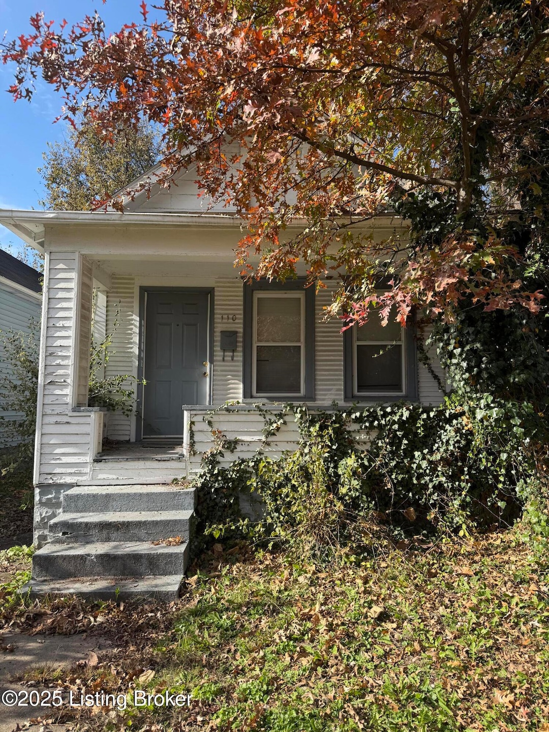 110 Boston Ct, Louisville, KY 40212 - photo 1