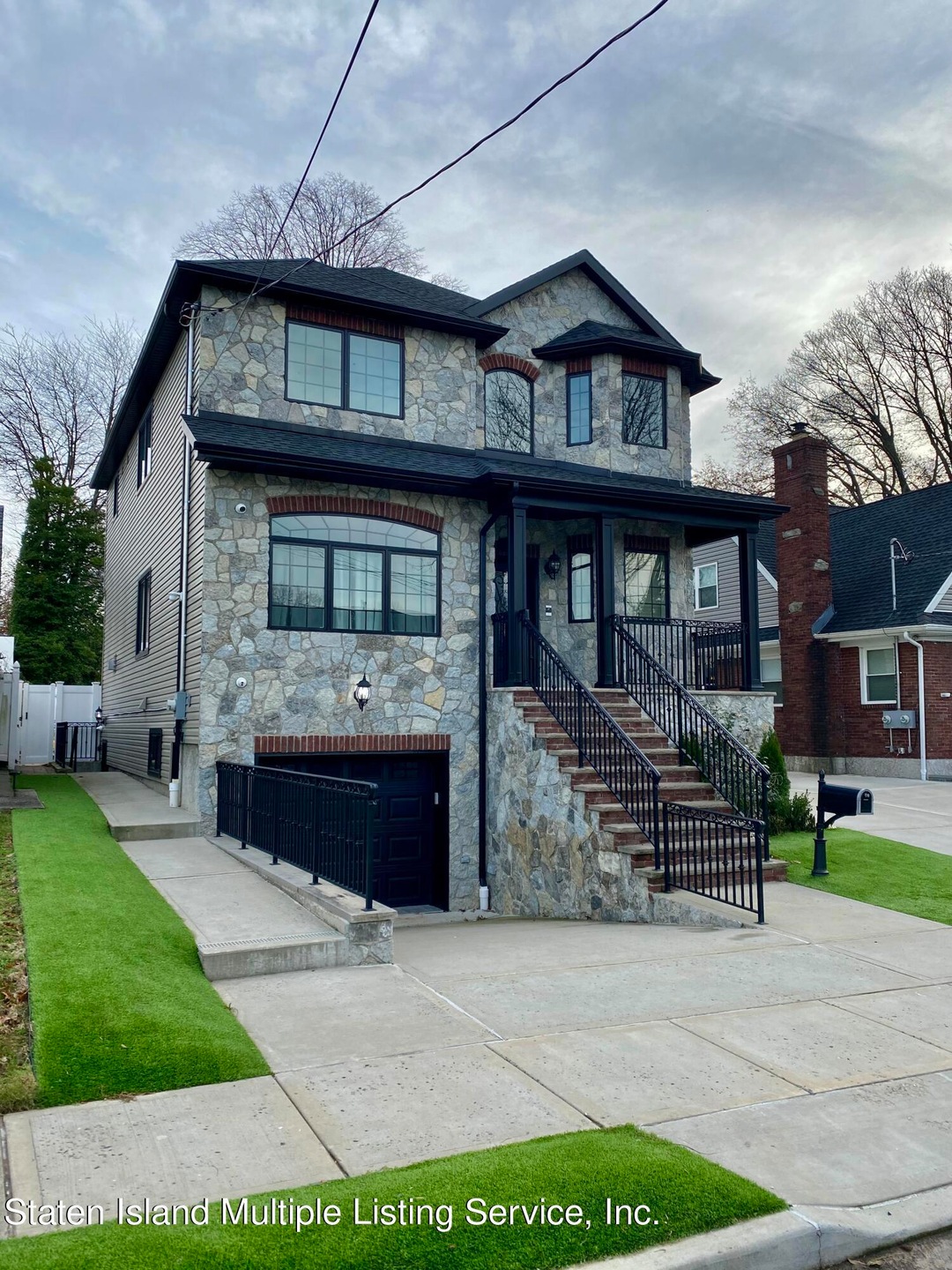 32 Coughlan Ave, Staten Island, NY 10310 - photo 1