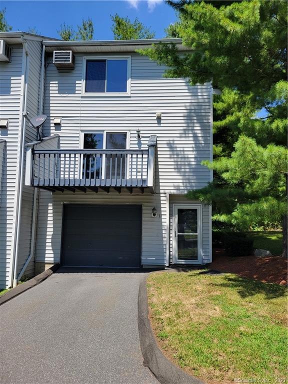 73 Coalpit Hill Rd unit 11, Danbury, CT 06810 - photo 1