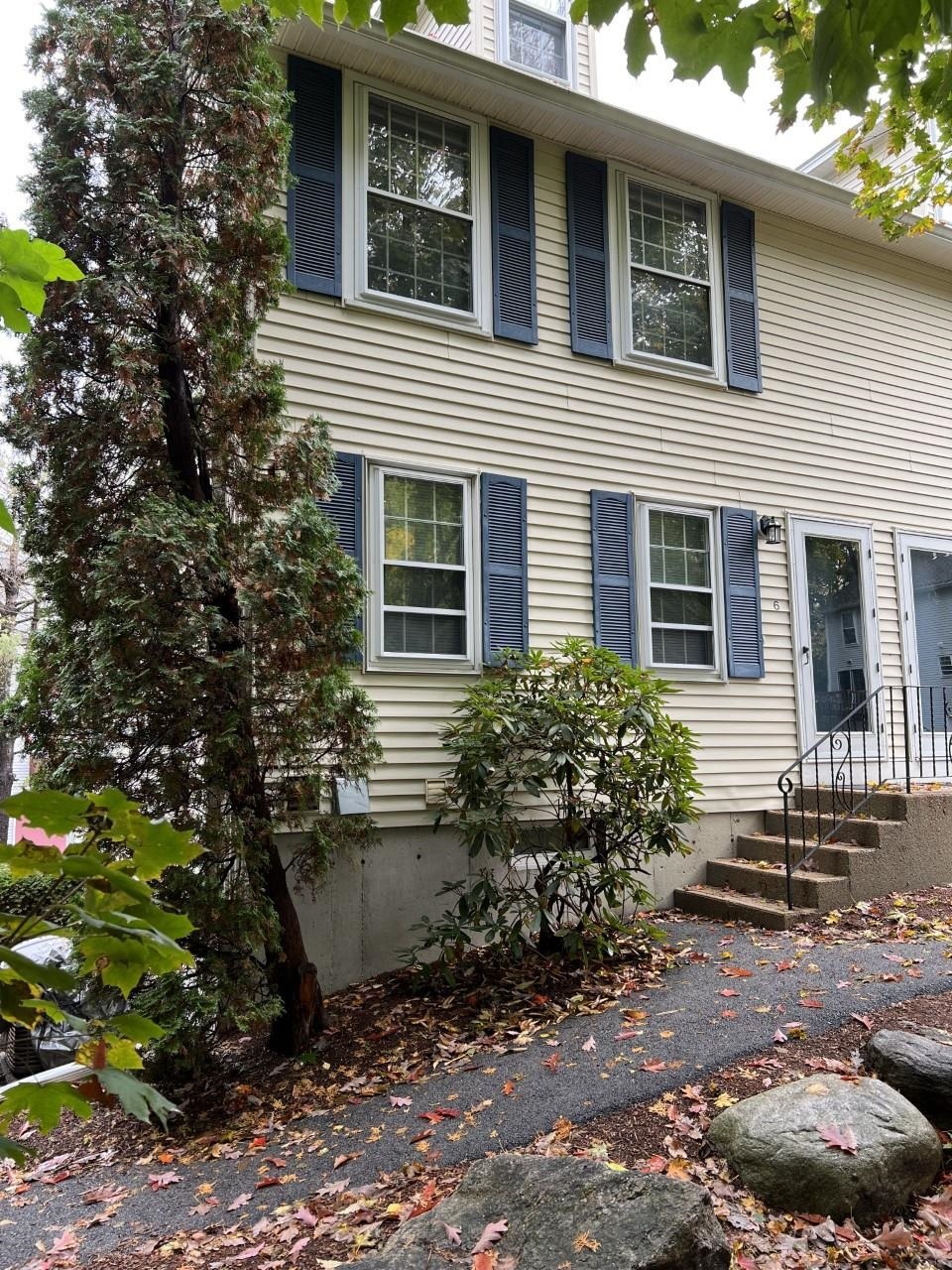 70 Beech Hill Ave unit 6, Manchester, NH 03103 - photo 1