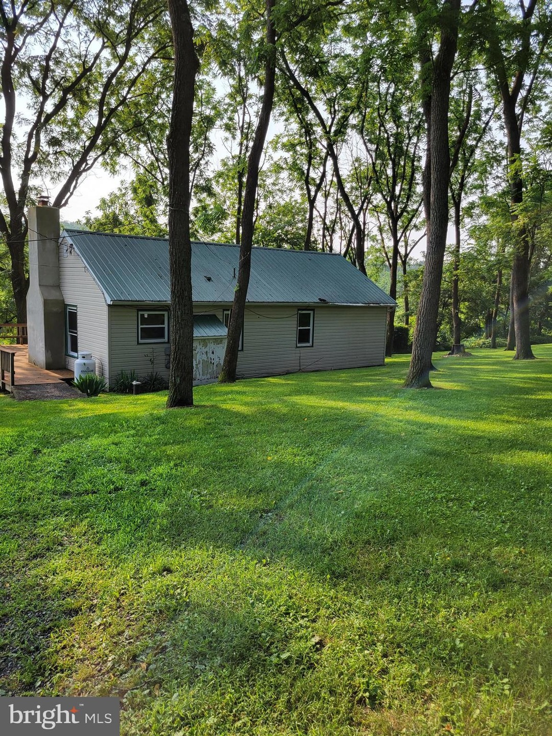 5694 Kraussdale Rd unit A, East Greenville, PA 18041 - photo 1