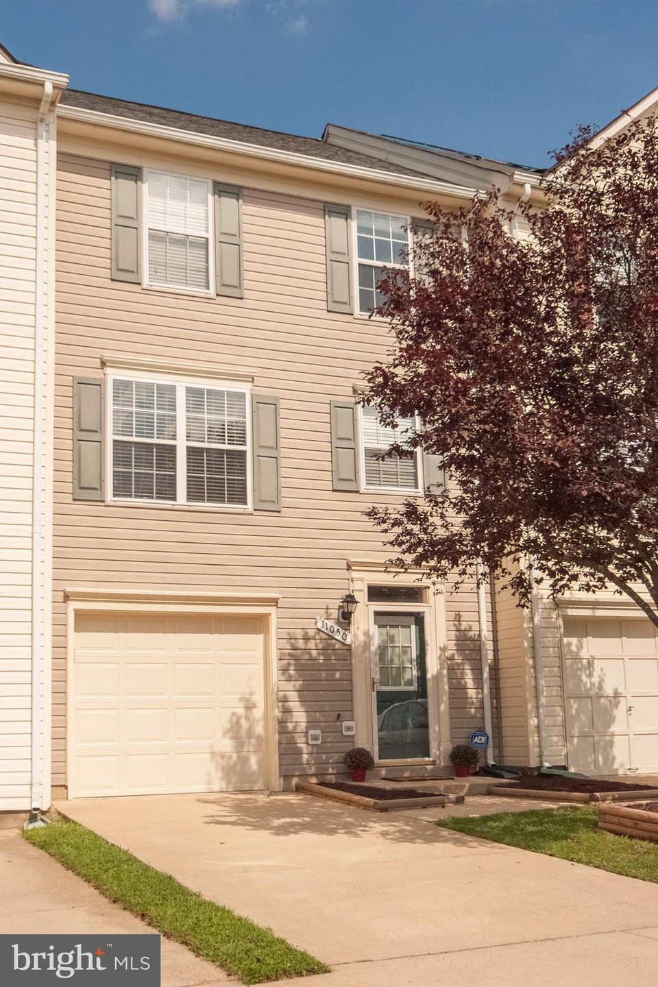 11050 Clovertree Ct, Manassas, VA 20109 - photo 1