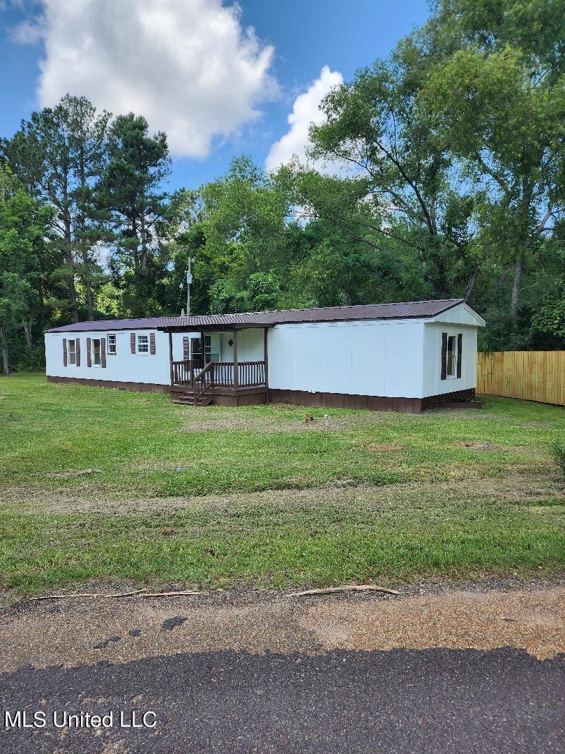 1021 Whitehurst - 1