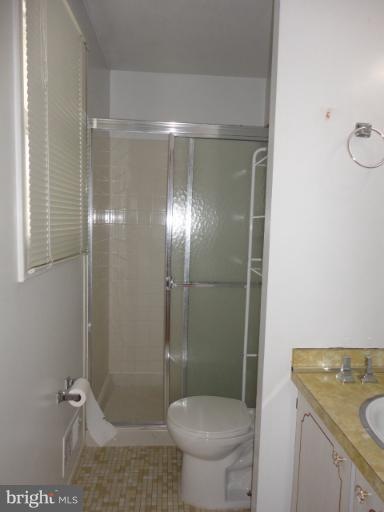 8520 Fowler Ave, Parkville, MD 21234 - photo 1