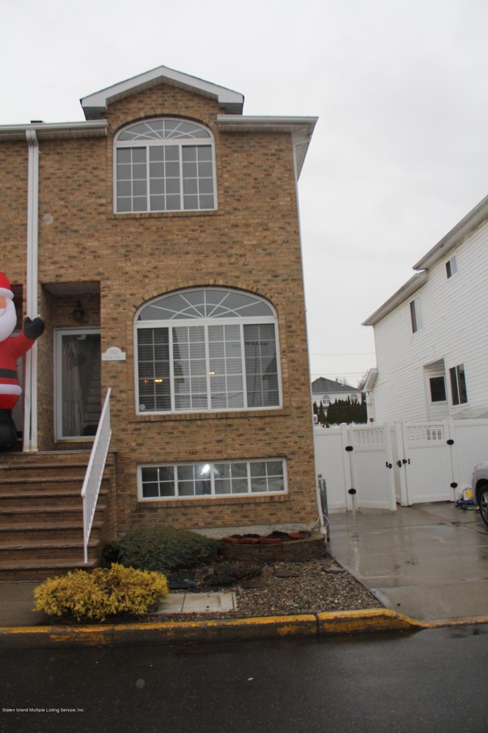 150 Camden Ave, Staten Island, NY 10309 - photo 1