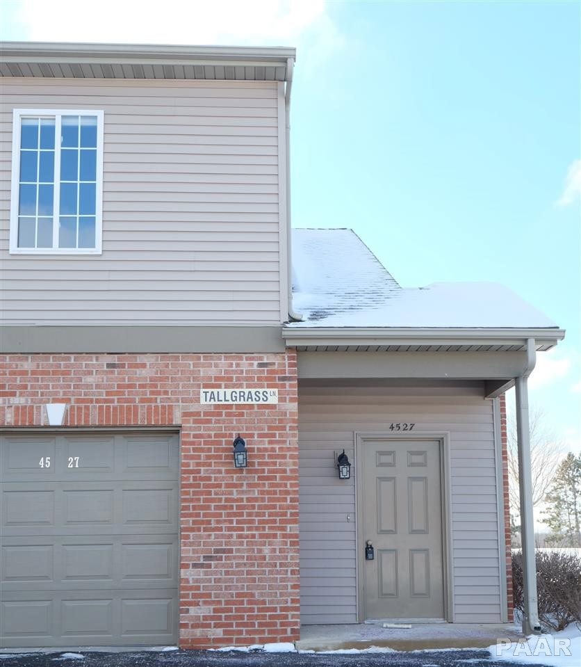 4527 N Tallgrass Ln unit 201, Peoria, IL 61615 - photo 1