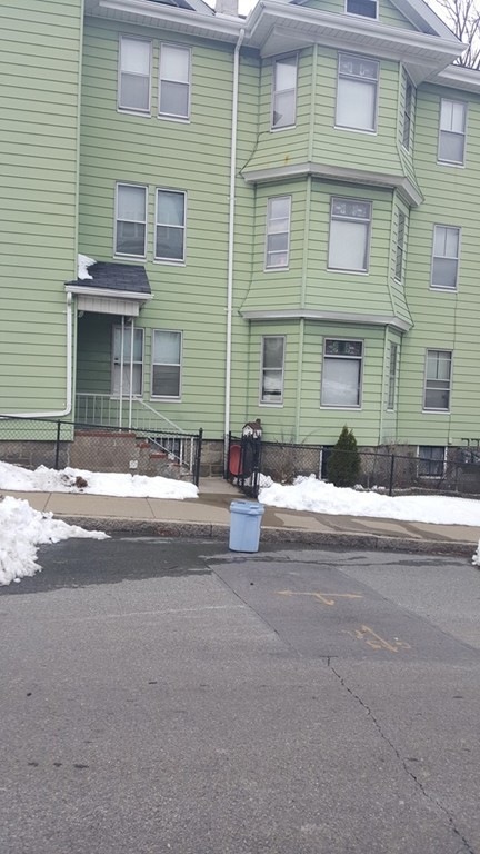 539 President Ave unit 2, Fall River, MA 02720 - photo 1