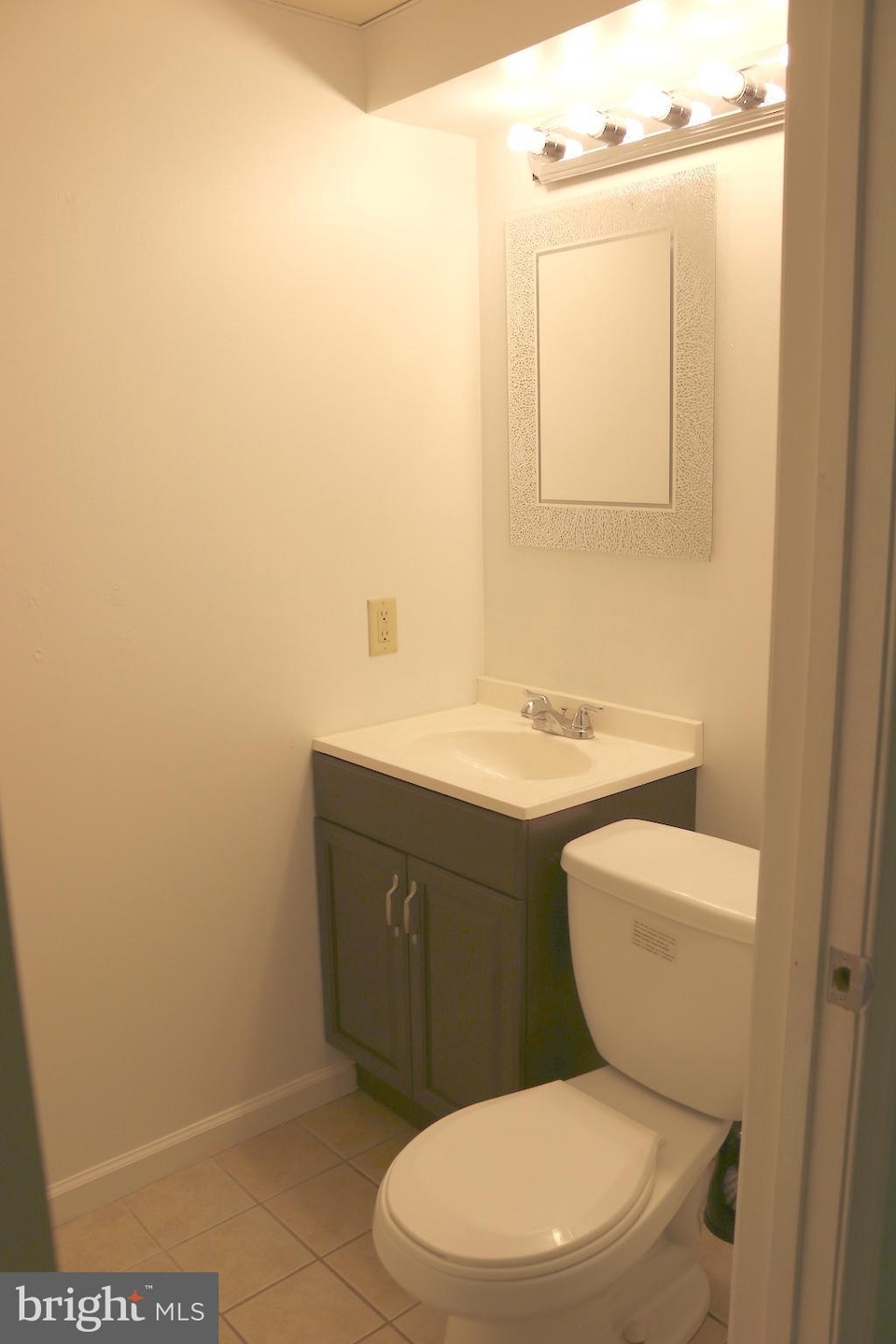 3574 Laurel View Ct, Laurel, MD 20724 - photo 1