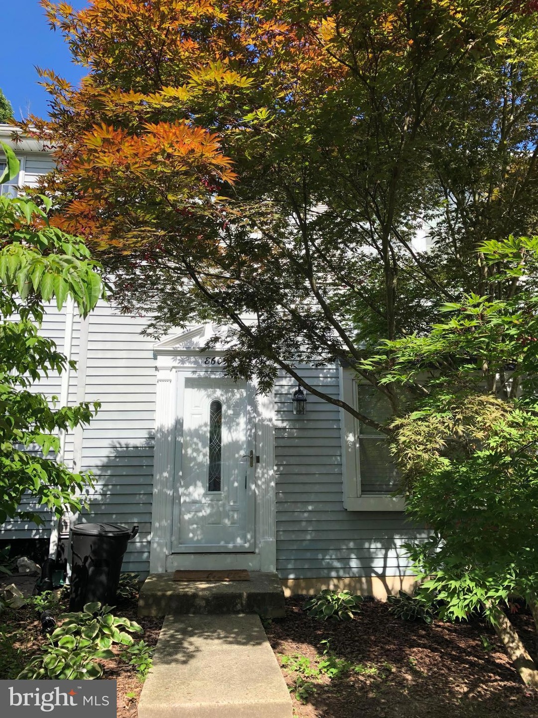 8609 Spring Creek Ct, Springfield, VA 22153 - photo 1