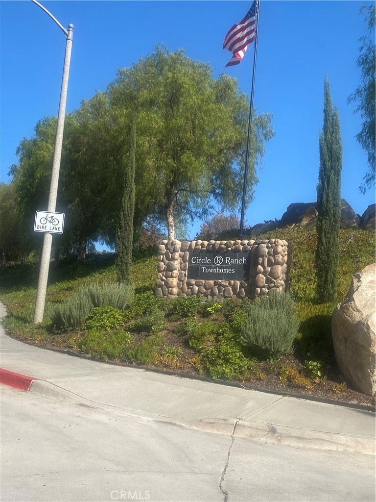 8559 Circle r Valley Ln, Escondido, CA 92026 - photo 1