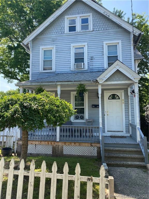 82 Davis St, New Haven, CT 06515 - photo 1