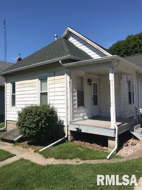 418 S Kickapoo St, Lincoln, IL 62656 - photo 1