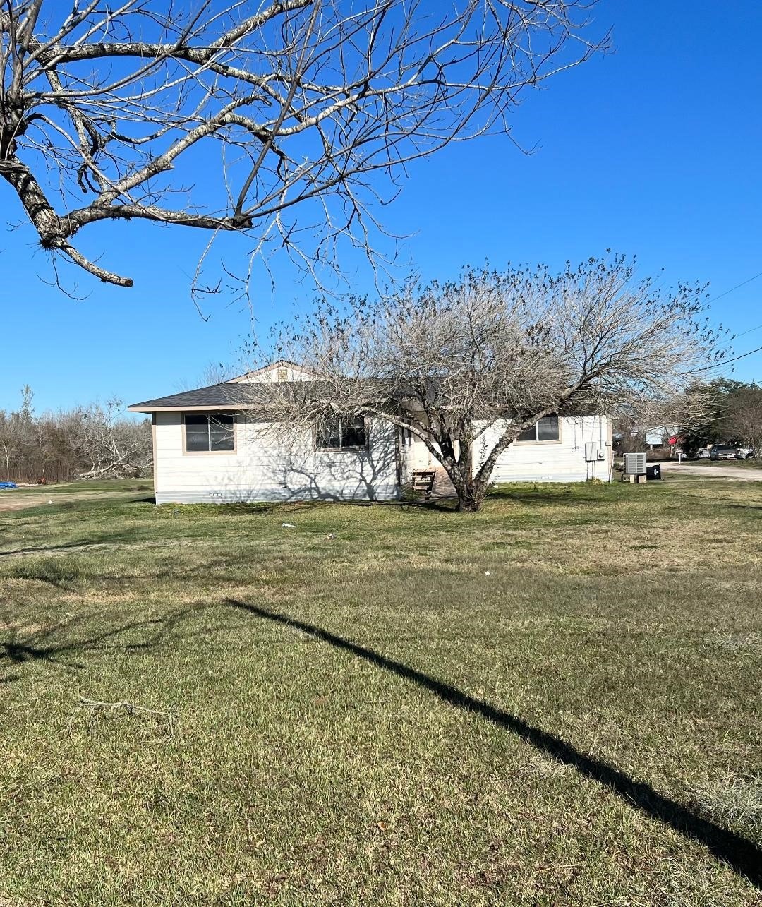 911 Faustino Garcia Rd, Rosenberg, TX 77471 - photo 1