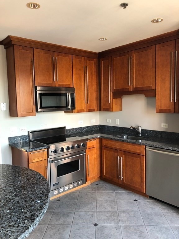 534 Commonwealth Ave unit 7A, Boston, MA 02215 - photo 1