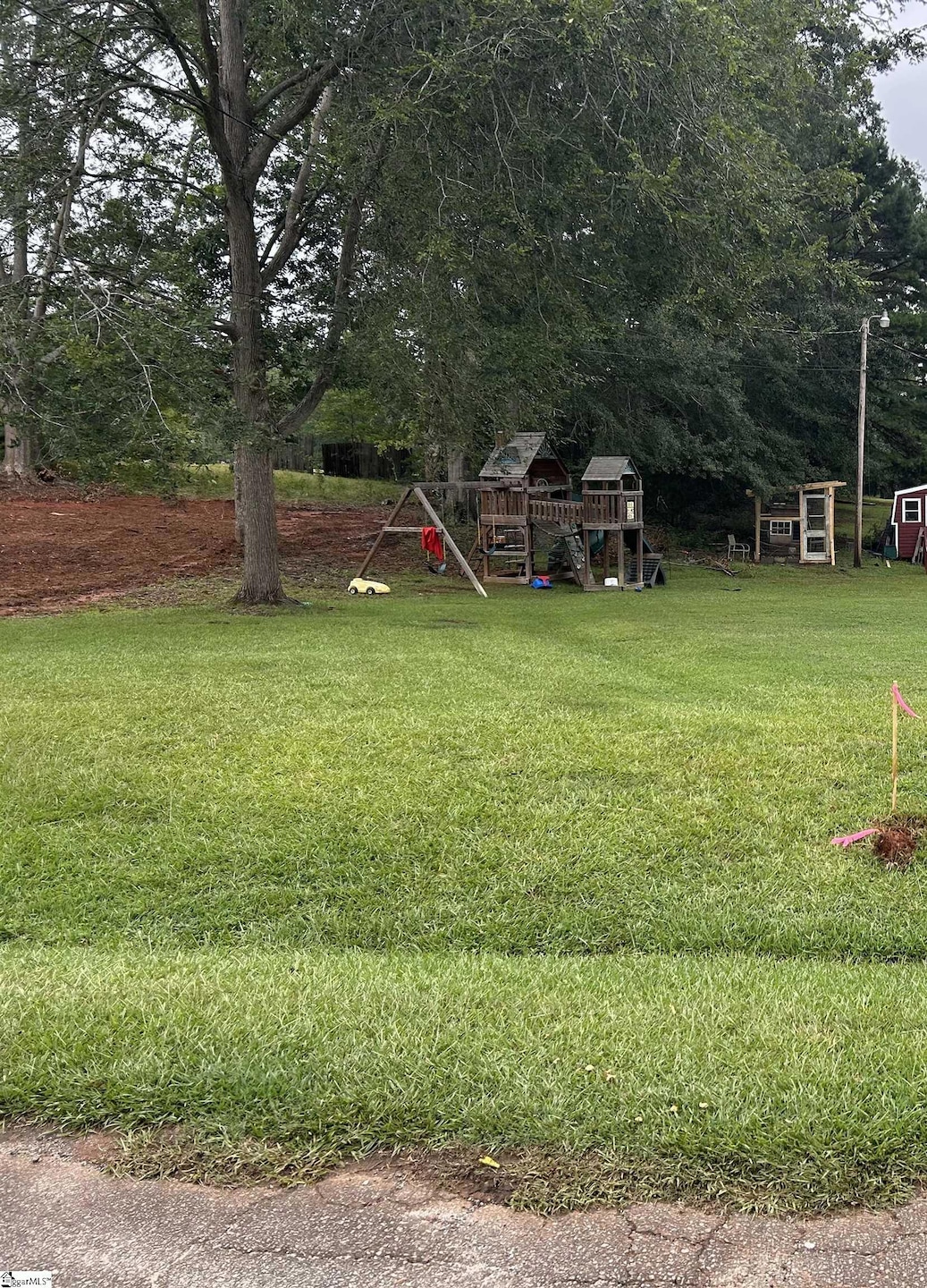 107 Riddle St, Laurens, SC 29630 - photo 1