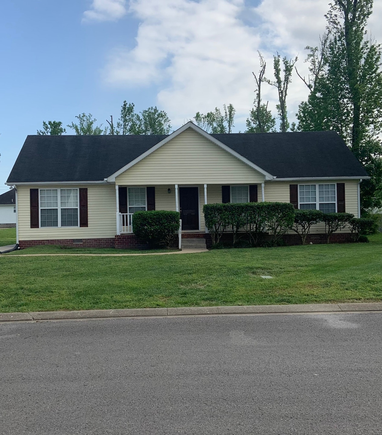 Sold $325,000 • Co-Listing Agent