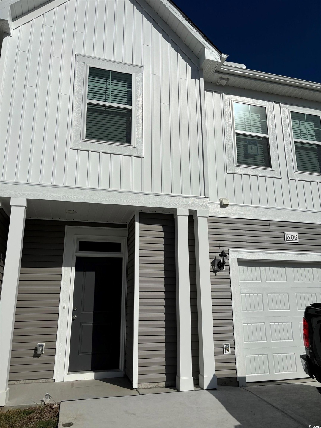 View of front of house featuring a garage