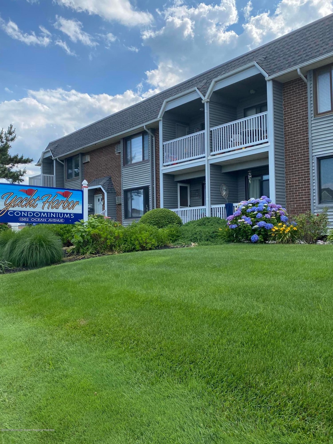 Yacht Harbor unit WINTER, Sea Bright, NJ 07760 - photo 1