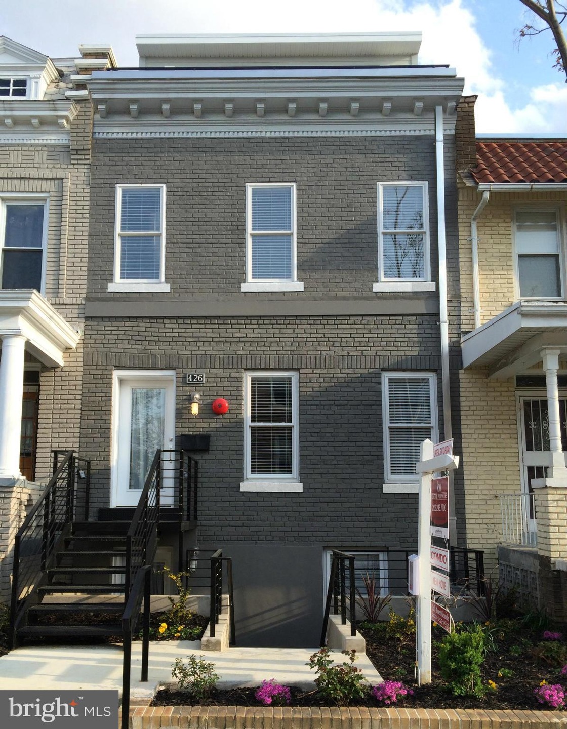 426 Kenyon St NW unit 1, Washington, DC 20010 - photo 1