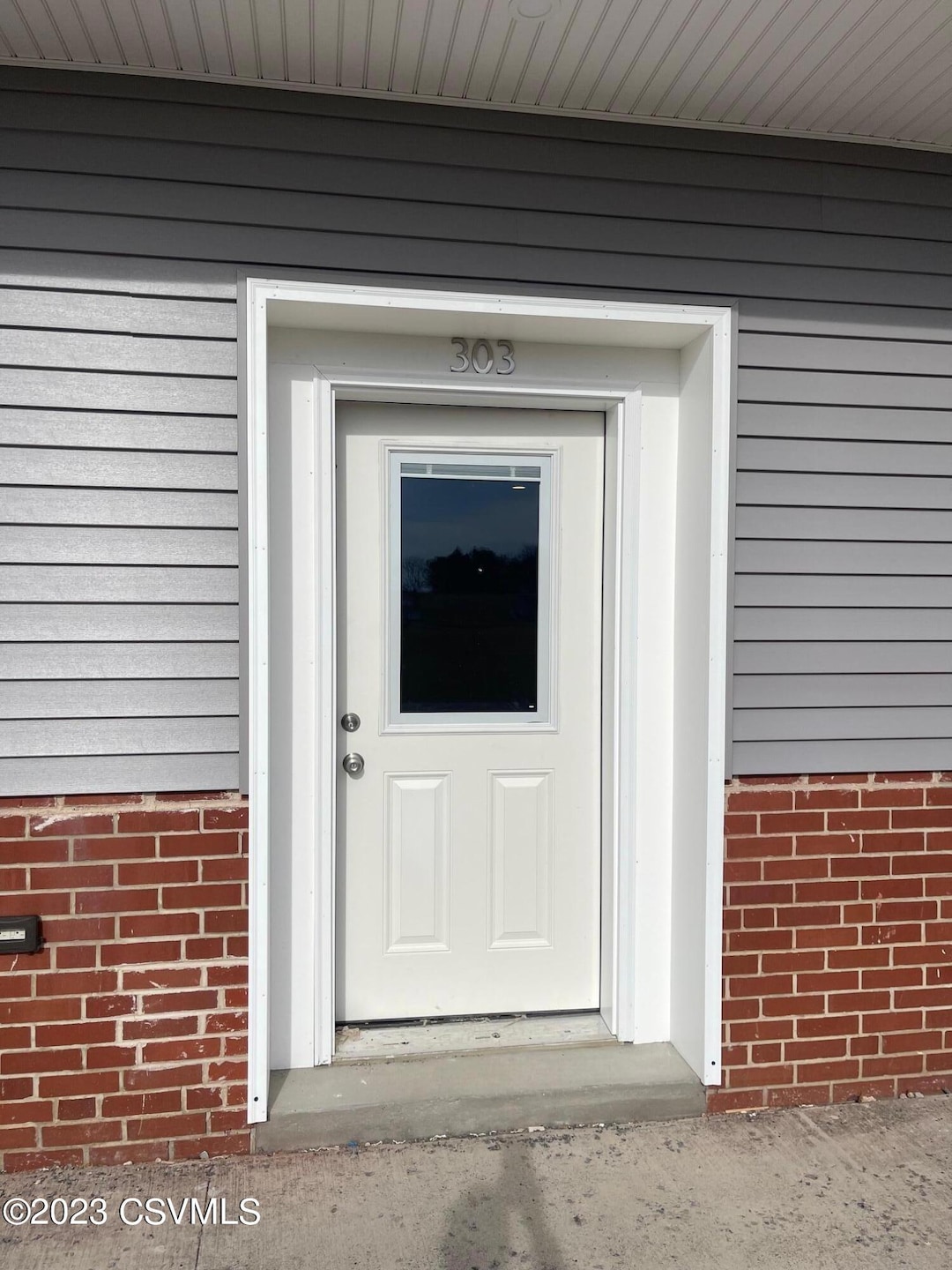 For Rent $975/month