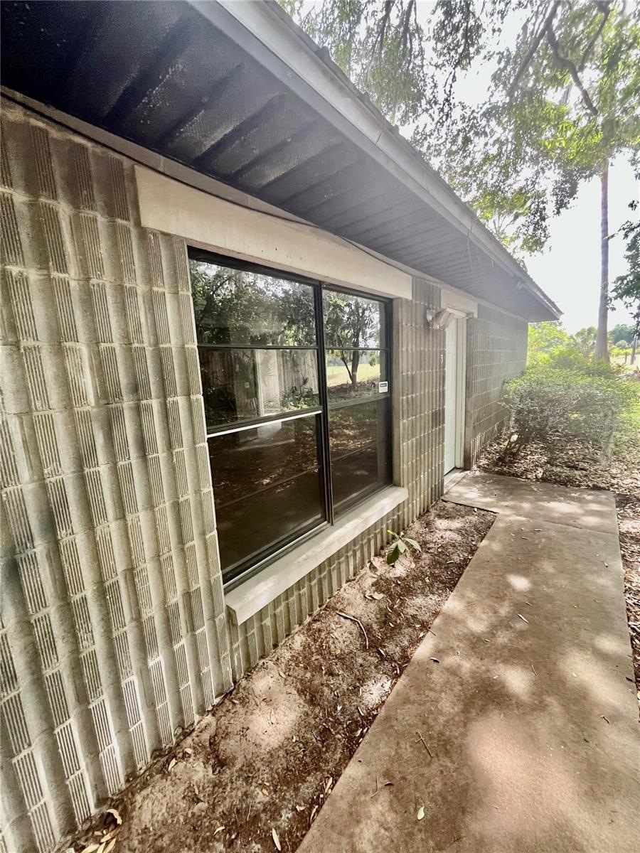 2321 SW 31st Place unit 3, Gainesville, FL 32608 - photo 1