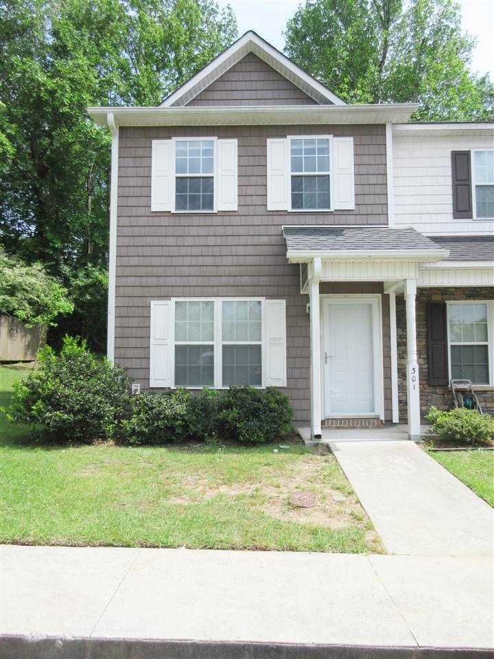 301 Doris Place Dr, Jacksonville, NC 28540 - photo 1