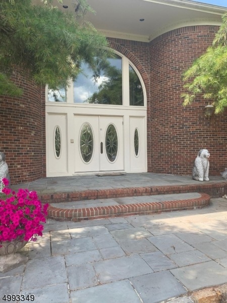11 Post Ln, Livingston, NJ 07039 - photo 1